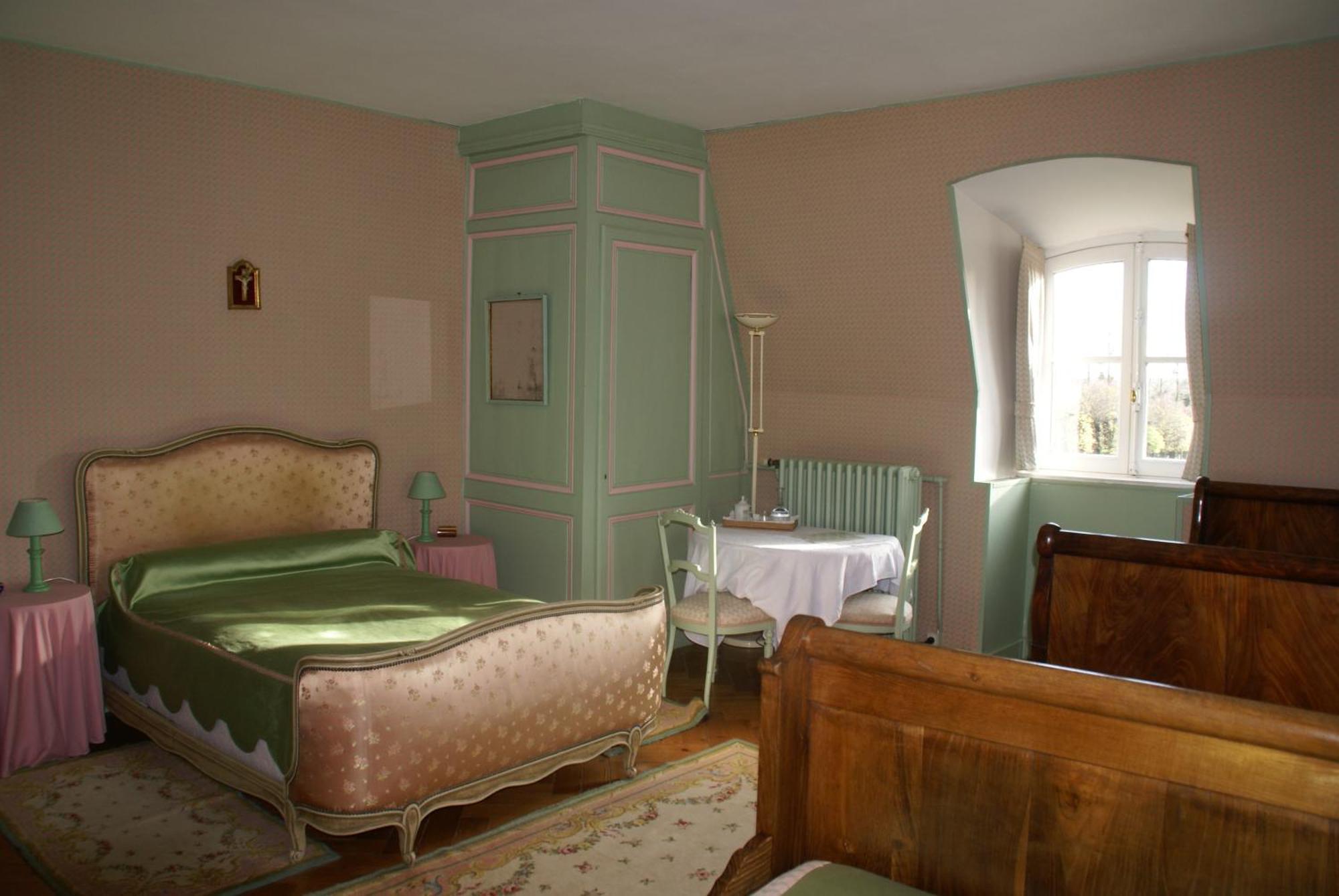 Manoir D'Hermos Bed & Breakfast Saint-Eloi-de-Fourques ภายนอก รูปภาพ