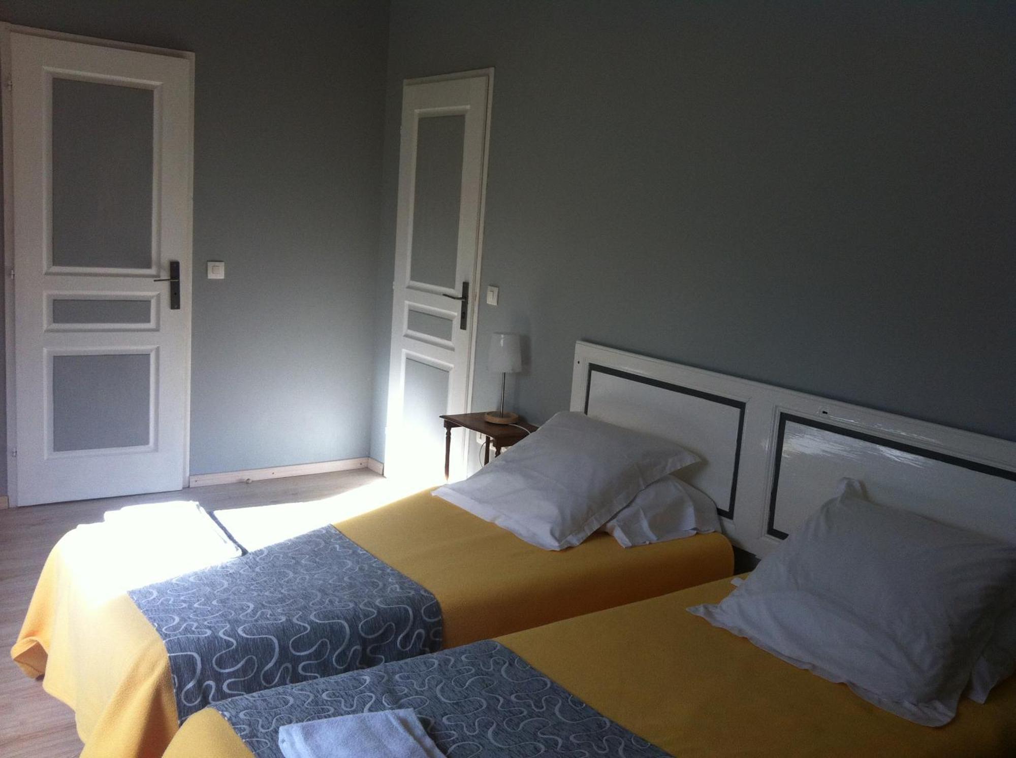 Manoir D'Hermos Bed & Breakfast Saint-Eloi-de-Fourques ภายนอก รูปภาพ